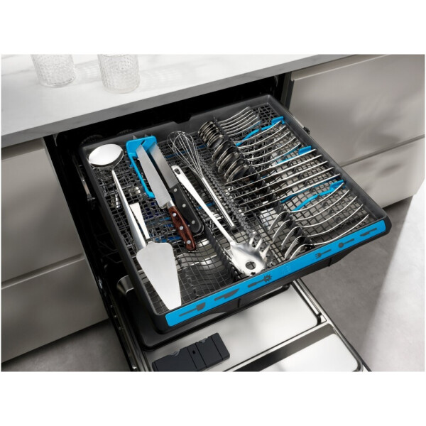 Посудомоечная машина ELECTROLUX EES48200L