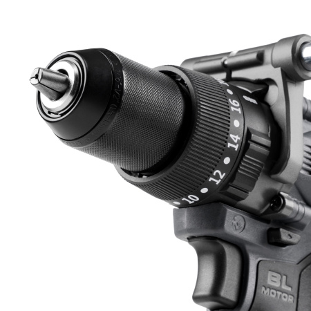 Дрель-шуруповерт Stavr 18V UNI-M SHD 18BLHD-2K